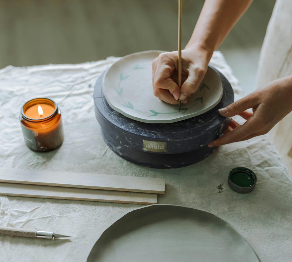 Kostenloses Stock Foto zu beleuchtete kerze, crafting, dekor